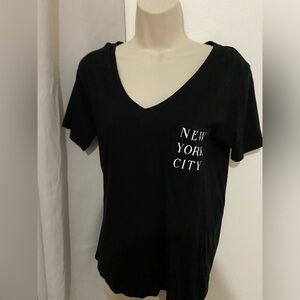 Black t-shirt (New York logo) like new